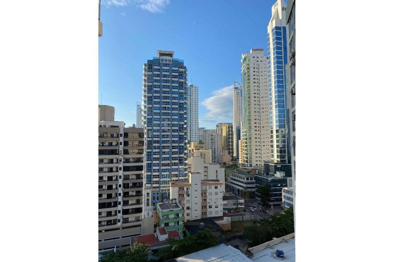 Ferienwohnung Crm18 - 3 Dorm, Climatizado, Tv Smart, Garagem Balneário Camboriú Exterior foto